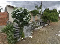 Casa ocupada com 80,32 m² construídos