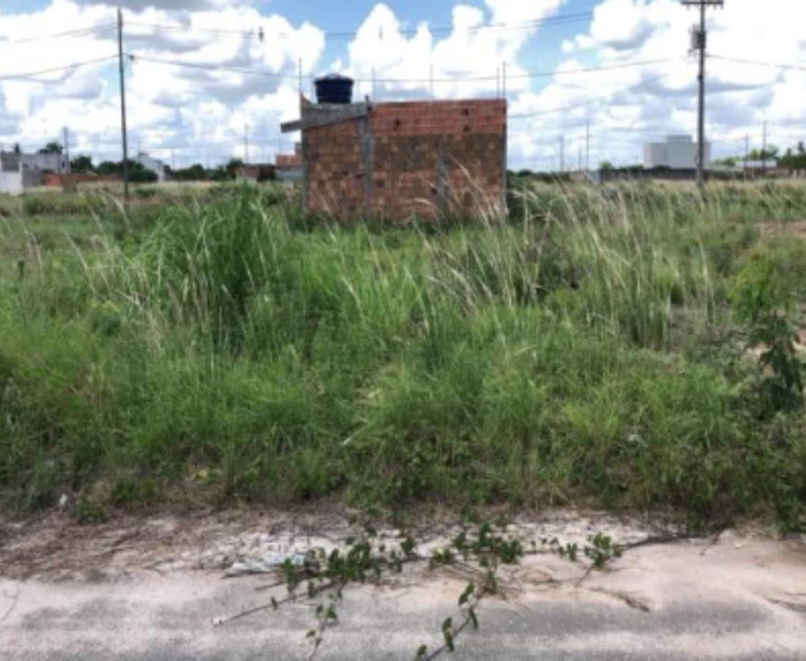 Terreno no Loteamento Vivari - 140 m² em Feira de Santana