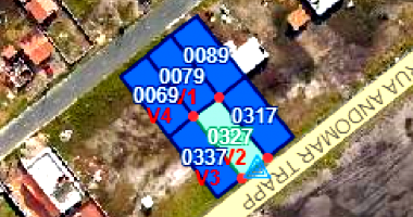 Terreno amplo de 240m² sem benfeitorias, ideal para construção