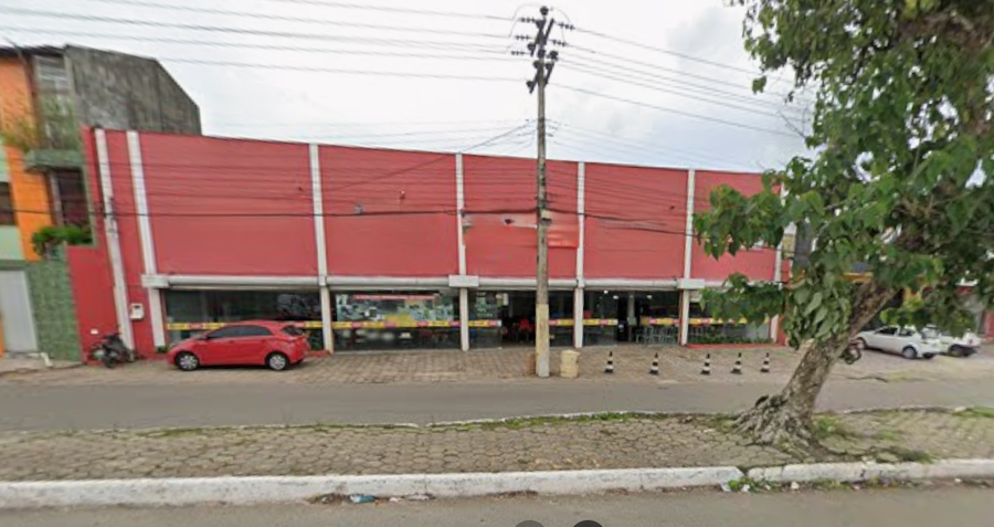 Prédio Comercial com 490m² de área construída