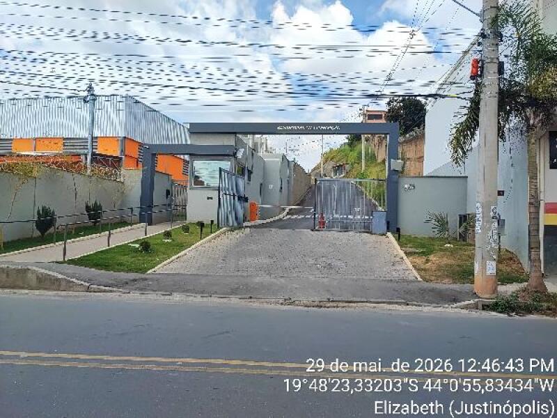 Apartamento com 2 Quartos e Vaga de Garagem em Ribeirão das Neves