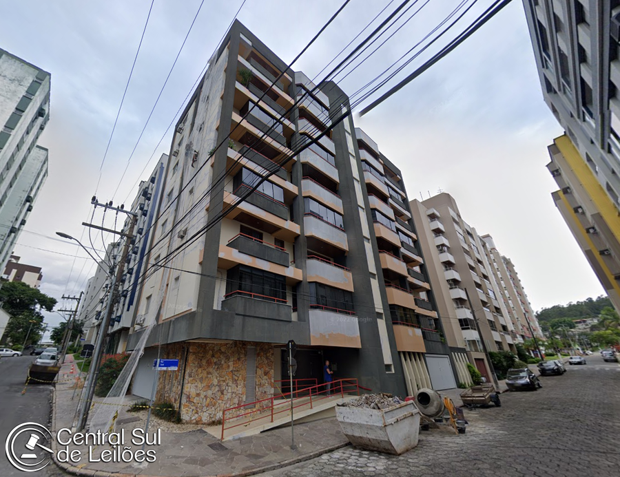Box nº 07 com 14,10m² no Edifício Trieste, desocupado
