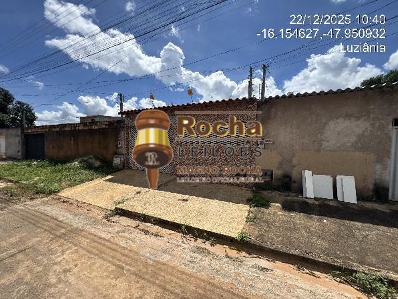Casa com 2 quartos, 1 vaga de garagem e 53,84 m² de área privativa