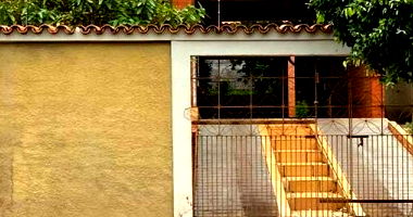 Ampla Casa Térrea com 2 Quartos e Quintal em Uraí/PR