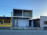 Casa no Centro com 248,9m², ocupada, lance inicial R$334.800