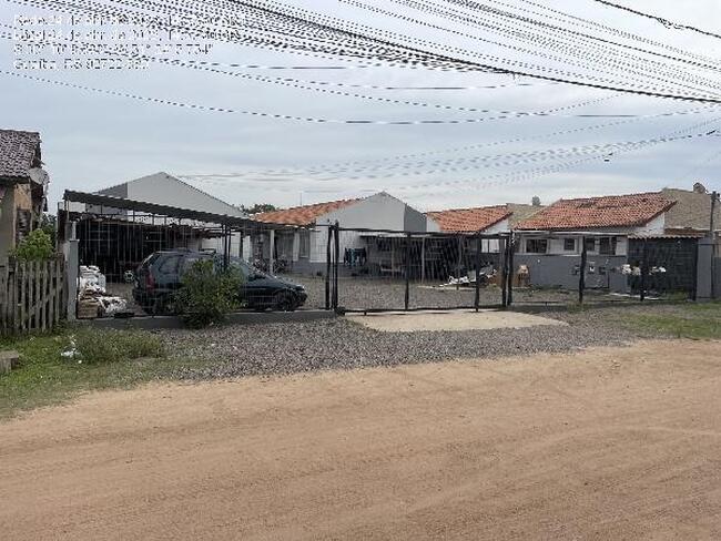 Casa com 2 quartos, 1 banheiro e 1 vaga, 41,46 m² construída