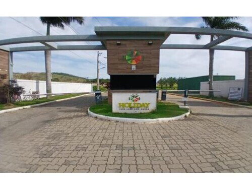 Terreno em condomínio fechado, 233m², ideal para investimento