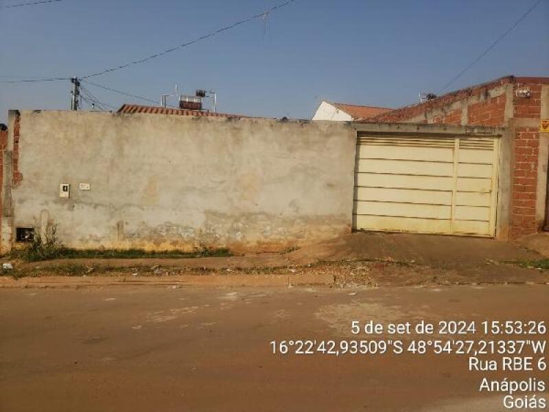 Casa em Anápolis com 65,19m² privativos e terreno de 211,53m²