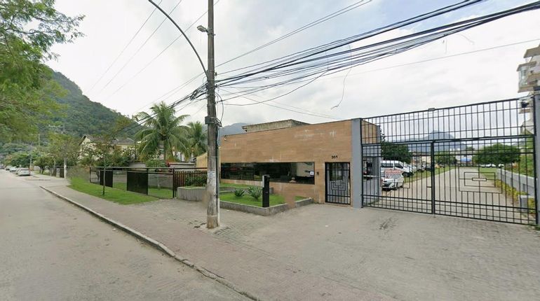 Apartamento com 2 quartos e 1 banheiro em Jacarepaguá, Rio de Janeiro