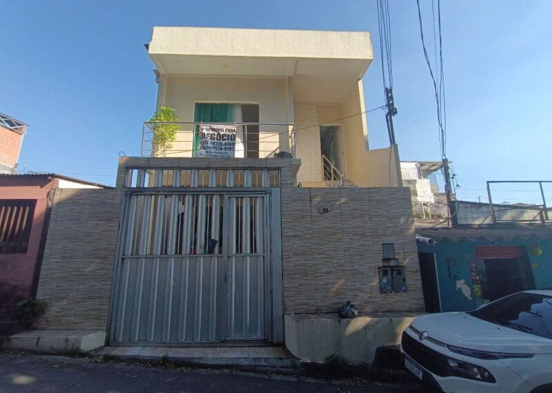 Casa com 2 quartos, sala, cozinha e área, terreno 98m²