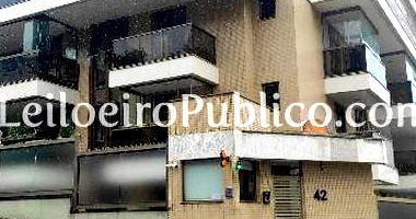 Apartamento 4 quartos, 3 banheiros, 3 vagas, 240m² privativos