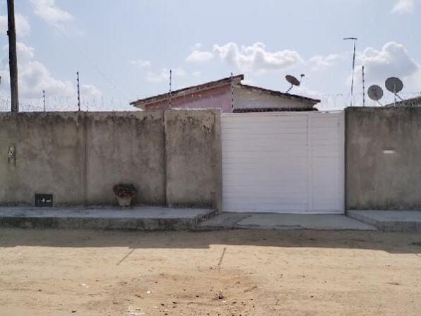 Casa com 2 quartos, 1 banheiro, 53,74m² área privativa e 1 vaga