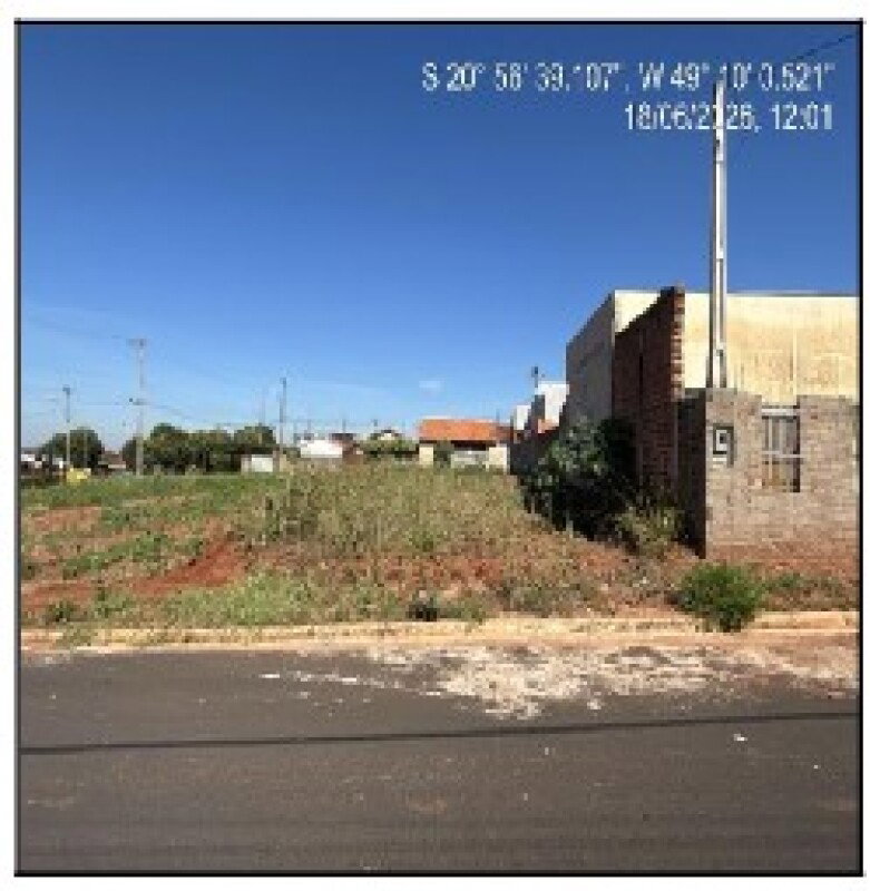 Terreno em Condomínio com 200m² para Construir