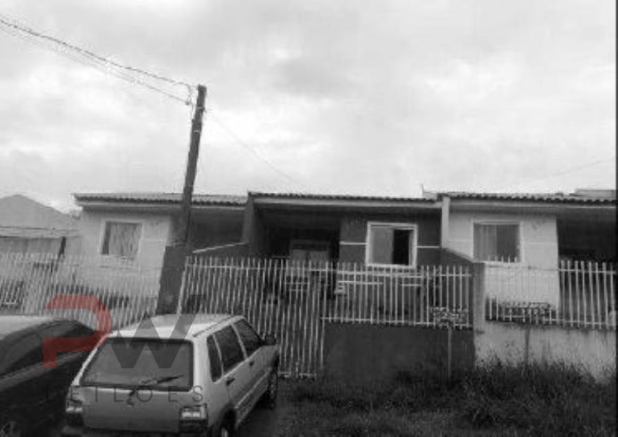 Casa em Condomínio com 2 Quartos em Ponta Grossa/PR