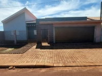 Casa 243m² com 4 dormitórios em Assis Chateaubriand-PR
