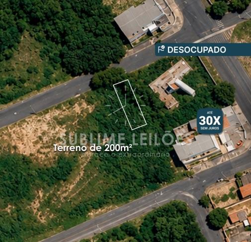 Terreno 200m² sem benfeitorias em loteamento