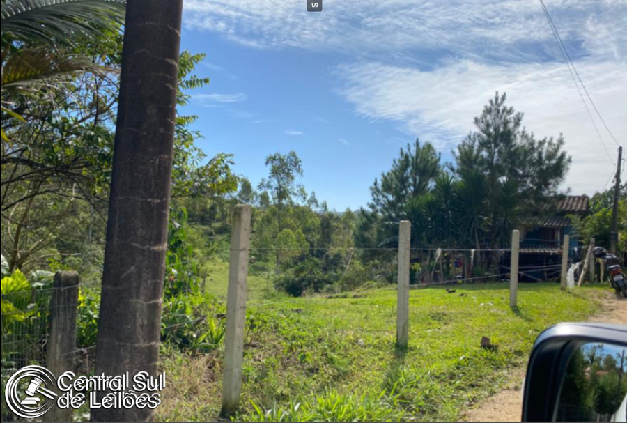 Terreno amplo de 1.071m², ideal para investimento ou criação animal