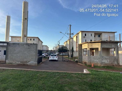 Apartamento 2 Quartos com Garagem em Condomínio