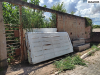 Casa com 30m² e terreno de 400m² em Brasília