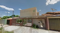 Casa com 3 quartos, 2 banheiros, 61.87m², ocupada
