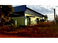 Terreno com 1.709,06 m² e edificações no Distrito Industrial