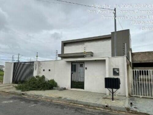 Casa com 3 Quartos, 2 Banheiros, 96m² Construída, Ocupada