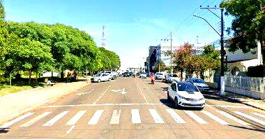 Prédio Comercial com 420m² em Terreno de 4.200m² - Arrendado