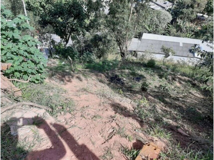 Terreno em Jardim Vassouras II com 262,59m² - Ocupado