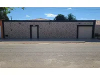 Casa em leilão com 4 quartos e 2 banheiros