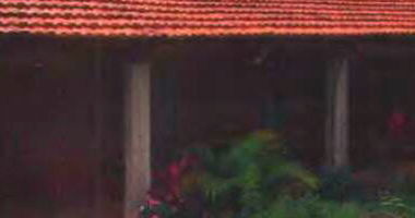 Chácara com 2 quartos e 2 banheiros à beira do rio