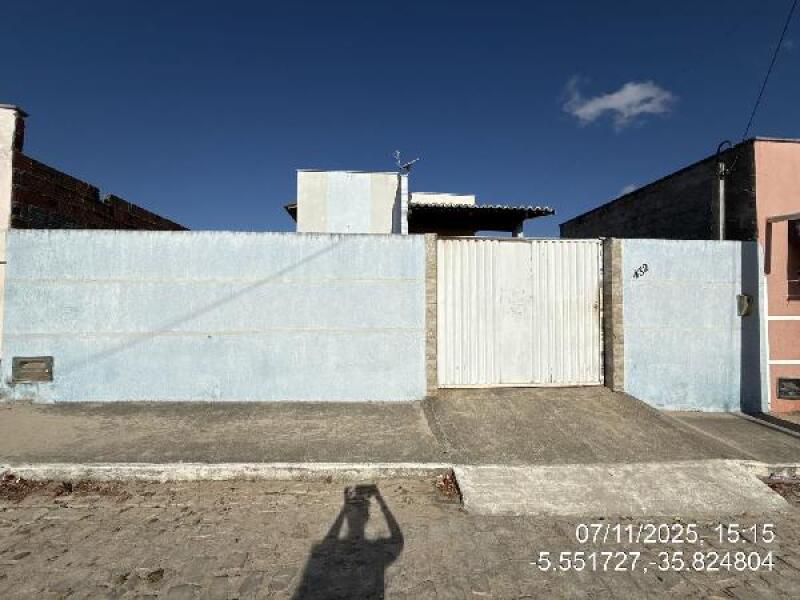 Casa com 2 quartos, 1 vaga de garagem, 61,13 m², ocupada