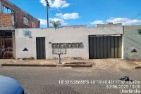 Apartamento com 2 quartos em Uberlândia/MG
