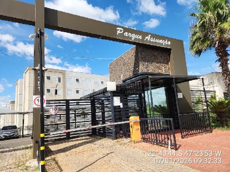 Apartamento com 2 quartos, 1 vaga, 45.65m²