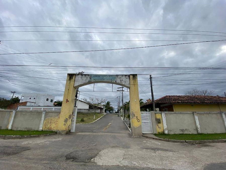 Casa em condomínio com 2 dormitórios e 2 banheiros em Itaboraí/RJ