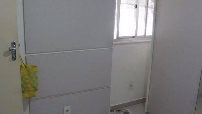 Apartamento com 2 quartos, 1 banheiro e 1 vaga de garagem