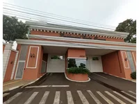 Casa em Leilão com 592.76m² Construída em Foz do Iguaçu