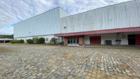 Galpão comercial com 83.274 m² de terreno e 22.887 m² de área construída