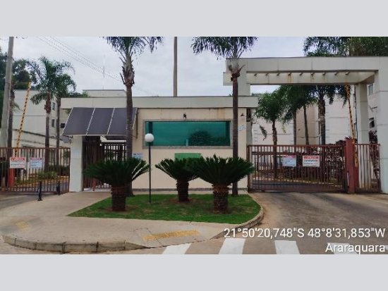 Apartamento com 2 quartos e 1 vaga em Araraquara