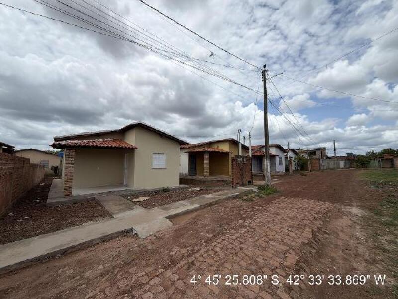Casa com 2 quartos em José de Freitas/PI