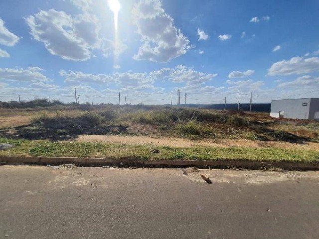 Terreno com 200m² em Uberaba/MG