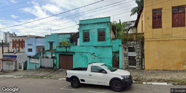 Casa com 74m² privativos e 151m² de terreno