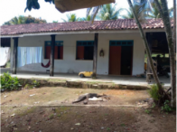 Fazenda com 44 hectares, casa sede, estufa e curral