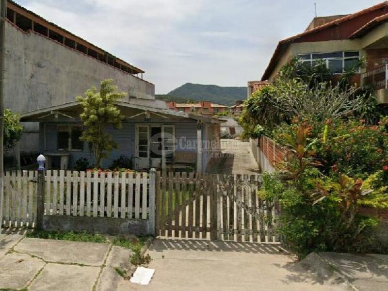 Casa com 3 quartos em São Pedro da Aldeia/RJ