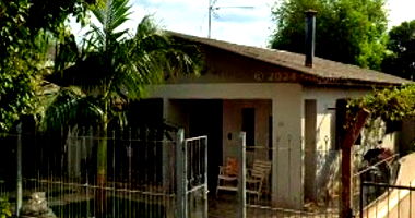 Casa Ocupada com 281m² de Terreno em Timbaúva