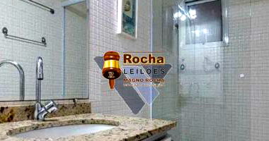 Casa com 2 pavimentos e sótão em Curitiba