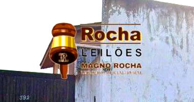 Terreno com 3 casas em Ponta Grossa