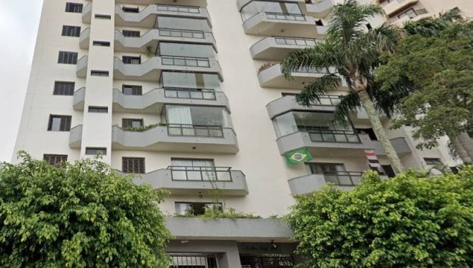 Apartamento Padrão com 4 Vagas em São Paulo