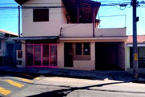 Casa com 2 Quartos e 1 Banheiro em São João da Boa Vista