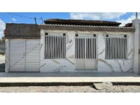 Casa em Leilão com 1 Vaga e 83m² Construída
