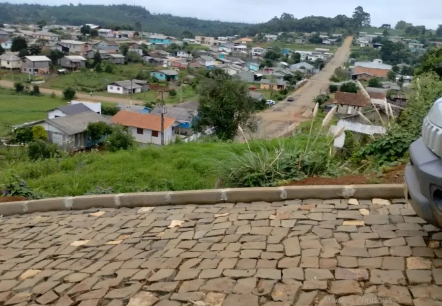 Terreno urbano de 900 m² com casa inacabada em Calmon/SC - Terreno em ...
